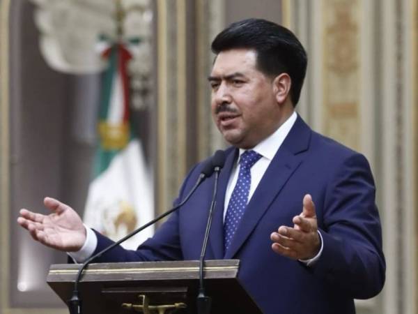 Diálogo constante fundamental para resolver conflictos sociales, hay gobernabilidad en Puebla