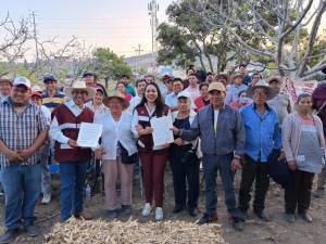 Firma Tonantzin Fernández acuerdos en favor de la tecnificación y capacitación del campo en San Pedro Cholula