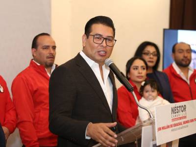 Mi compromiso es con Puebla: Néstor Camarillo