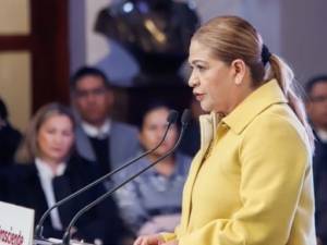 Enfrenta Maria Teresa Castro denuncias por la inversión fallida en Accendo Banco