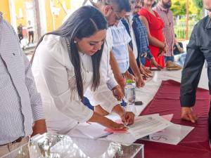 Continúa Tonantzin Fernández escuchando a las y los cholultecas a través del programa El Pueblo Manda