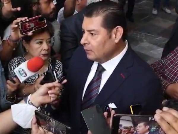 Alejandro Armenta dialoga sobre &quot;Paz, Seguridad y Justicia&quot; para regresarle al pueblo la tranquilidad