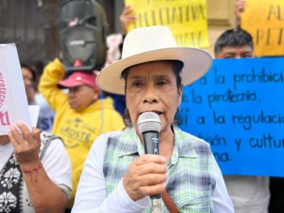 Demandan trabajadores de la pólvora regular y no prohibir la pirotecnia