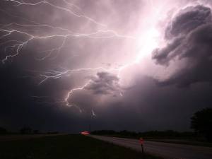 Pronostican lluvias de alta intensidad y rachas de vientos para Puebla