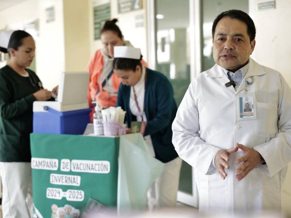 Avanza IMSS en meta sectorial para aplicación de vacunas contra influenza y COVID-19