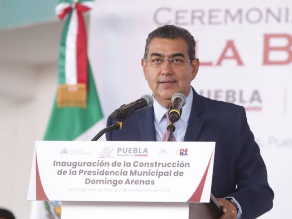 Inaugura Sergio Salomón construcción de la presidencia municipal de Domingo Arenas