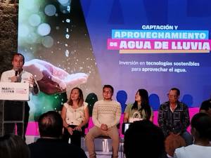 Presenta Mario Riestra su proyecto de Desarrollo Social y Humano