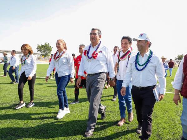 Con entrega de espacios deportivos, Sergio Salomón fomenta recreación y convivencia familiar