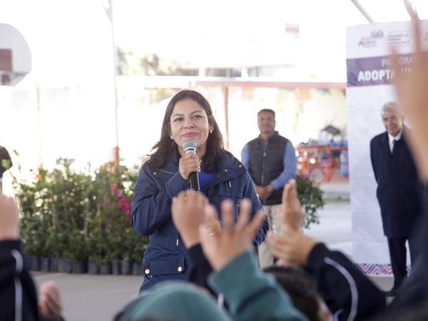 Promueve Lupita Cuautle el cuidado del medio ambiente entre niñas y niños de San Andrés Cholula