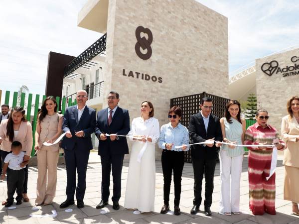 Inauguran Sergio Salomón y Gaby Bonilla nueva Casa del Adolescente