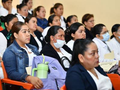 Capacita Salud a personal de enfermería para reducir infecciones en heridas agudas