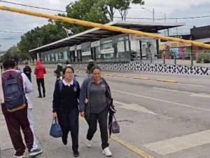 Continúa bloqueo en Valsequillo y Avenida Las Torres por ejidatarios de San Baltazar 