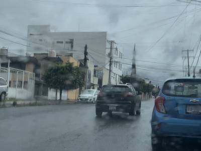 Habitan albergues ante contingencia por lluvias