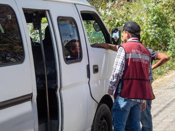 Con inspección vehicular, gobierno estatal impulsa transporte público de calidad