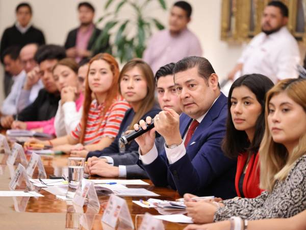 Armenta impulsa gobierno de las juventudes como agentes de la transformación