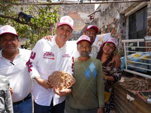 Pepe Chedraui celebra los 493 años de la fundación de Puebla en el Barrio de La Luz y mantiene su compromiso de trabajar por ella