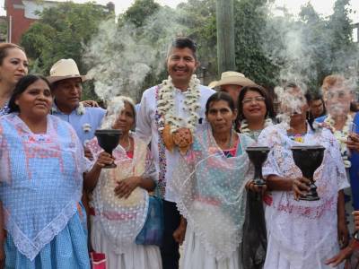 Mejor servicio de salud petición constante en el Estado de Puebla, advierte Lalo Rivera en gira por la Sierra Norte