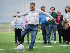 Palabra cumplida en San Antonio Cacalotepec; inaugura Mundo Tlatehui nuevo deportivo