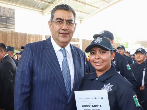 Encabeza Sergio Salomón graduación de 170 policías; los convoca a garantizar la paz social