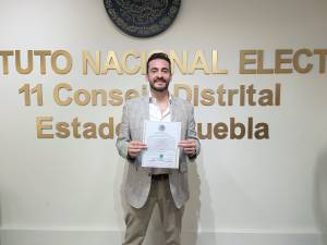 A Puebla le esperan los mejores años: Toño López, tras recibir constancia de mayoría