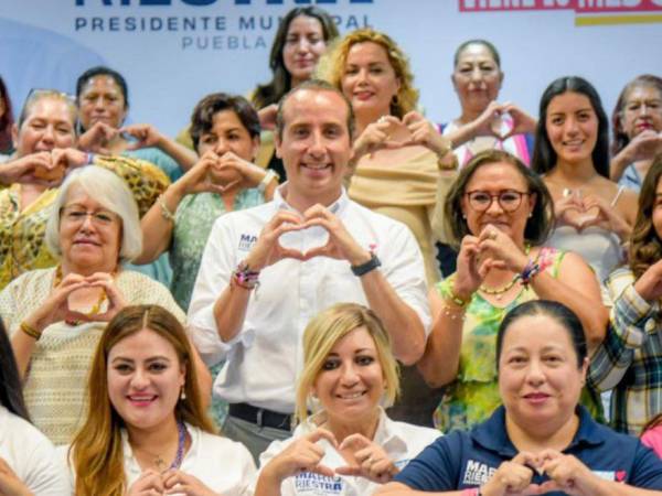 Presenta Mario Riestra Eje a favor de la Mujer