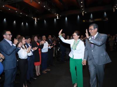 Al frente del SEDIF, Gaby Bonilla entrega su corazón por la asistencia social