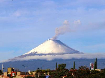 Se mantiene Puebla sin caída de ceniza del Popocatépetl