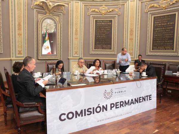 Exhorta Congreso a municipios, simplificar trámites de licencias y permisos a Mipymes