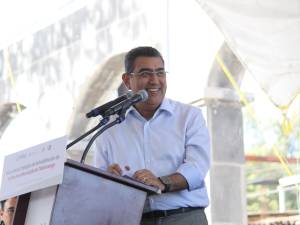 Inicia Sergio Salomón trabajos de rehabilitación de pavimento en Tlaltenango