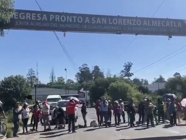 Habitantes de Almecatla exigen apoyo para pagar su pozo