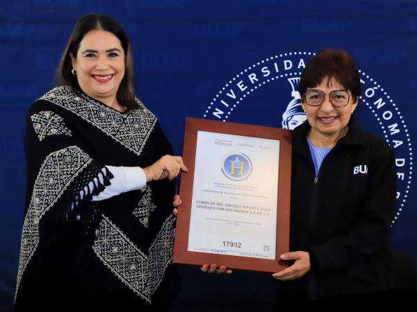 Entrega Turismo Distintivo “H” al comedor del Círculo Infantil de la BUAP