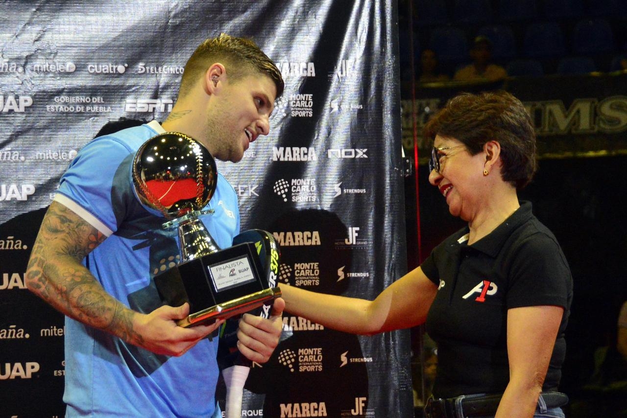 Encabezan Rectora Lilia Cedillo y el gobernador Sergio Salomón premiación de la final del Torneo A1 Pádel Puebla 2024