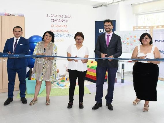 La Rectora María Lilia Cedillo inaugura el Programa de Acompañamiento Psicosocial a Estudiantes Embarazadas