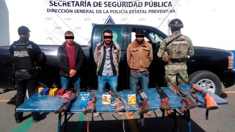 En Chignahuapan, SSP y SEMAR aseguran a hombres en posesión de escopetas