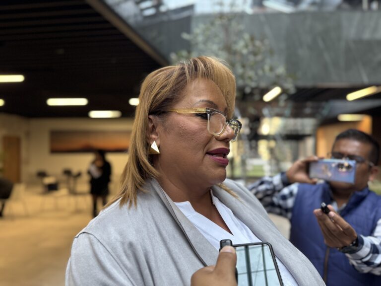 Suman 50 deportados de la comunidad gay, piden albergue especial en Puebla 