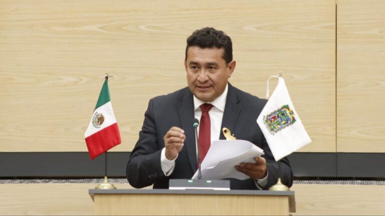 Presentan en el Congreso propuesta legislativa para crear la figura de Diputado Migrante