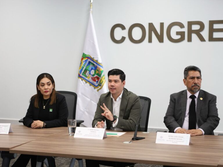 Signan Convenio de Colaboración Congreso del Estado y Universidad Madero