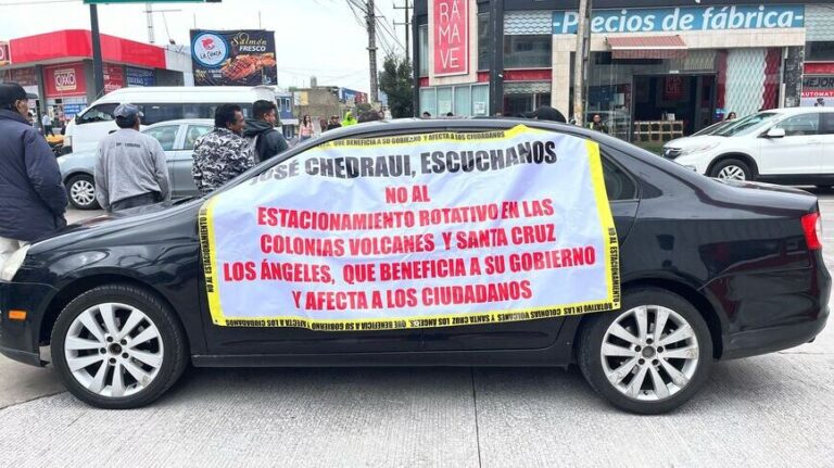 Vecinos de Santa Cruz Los Ángeles se suman a protestas en contra de los parquímetros