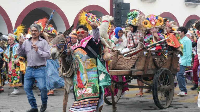 Con la participación de más de 20 mil danzantes, inicia la edición 157 del Carnaval de Huejotzingo: El más chingón de Puebla