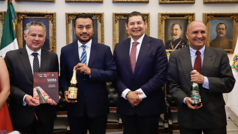 Puebla e IMPI protegen la propiedad industrial y la Sidra de Huejotzingo