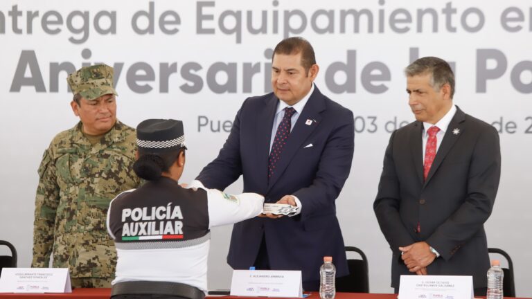 Vivienda y mejores prestaciones para la policía auxiliar y estatal: Armenta