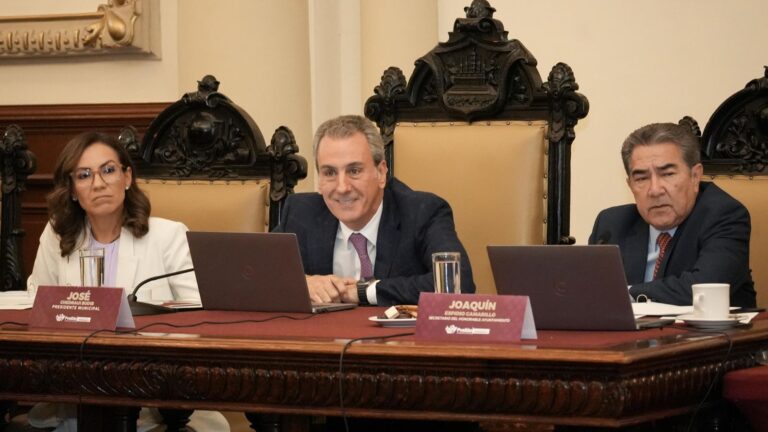 Cabildo de Puebla avala contratación de auditor externo