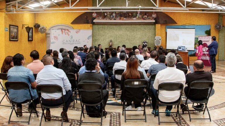 Ofrece Gobierno de la Ciudad asesoramiento a empresarios y restauranteros poblanos