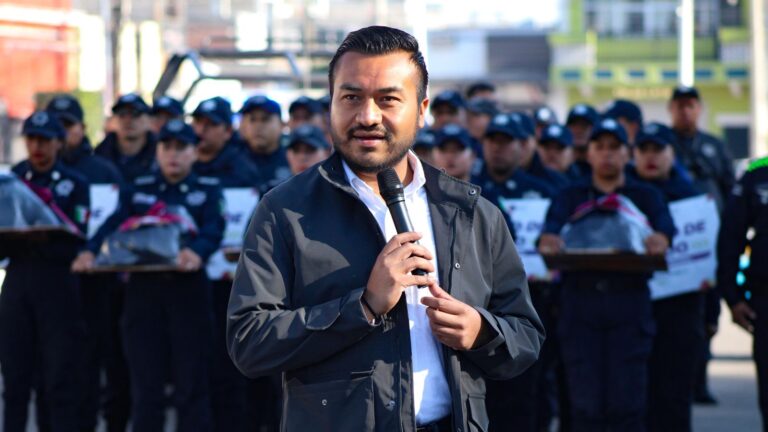 Con aumento salarial, uniformes y reconocimientos, Roberto Solís refuerza la dignificación policial en Huejotzingo 