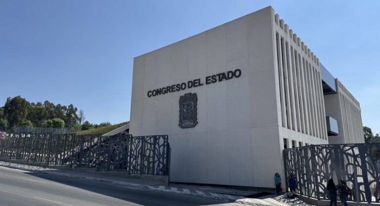 Congreso designa Concejo Municipal en Tlachichuca, Carmelo Amador Fuentes será su presidente 