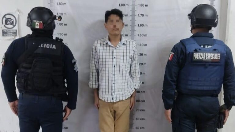 Elementos de la Secretaría de Seguridad Ciudadana y Protección Civil aseguran a persona por detentación de vehículo robado