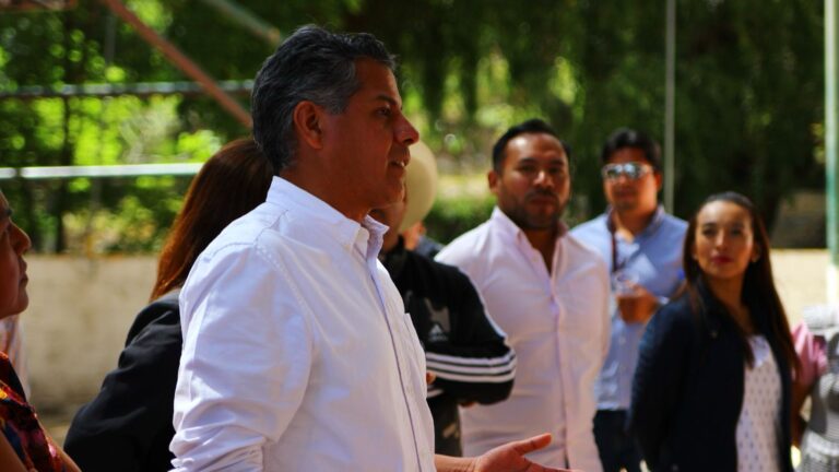Impulsa Gobierno de la Ciudad tradición mezcalera con asesoría a productores