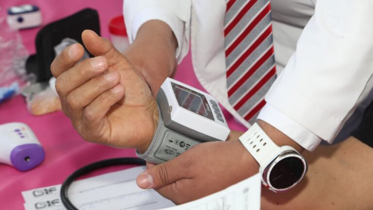 Lleva SMDIF más de 20 servicios a la Jornada Imparable de la U.H. Agua Santa