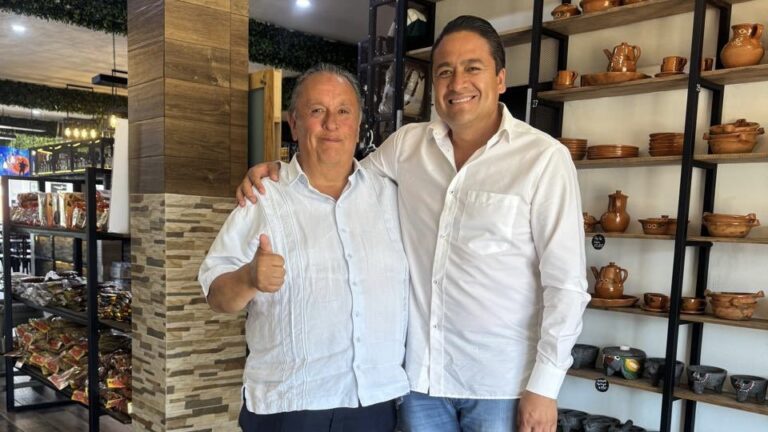 Mario Olvera deja la candidatura del PRI, apoyará a Morena en Chignahuapan