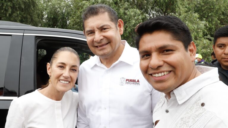 Omar Muñoz acompaña a Claudia Sheinbaum y Alejandro Armenta